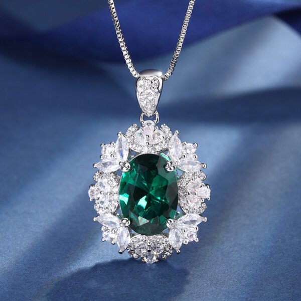 Qiselle Vintage Gold-Plated Emerald Necklace - 20.5x33.5mm Art Deco Pendant with Cubic Zirconia | Luxury Evening Jewelry for Women